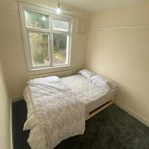 https://best-room-near-london-luton-airport-and-close-to.cambridgehotelsuk.com